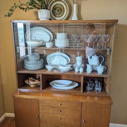 Mid Century Modern Vintage Wood Hutch By Harmony House 