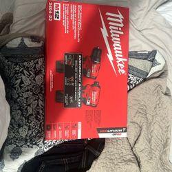 M12 brushless drill set