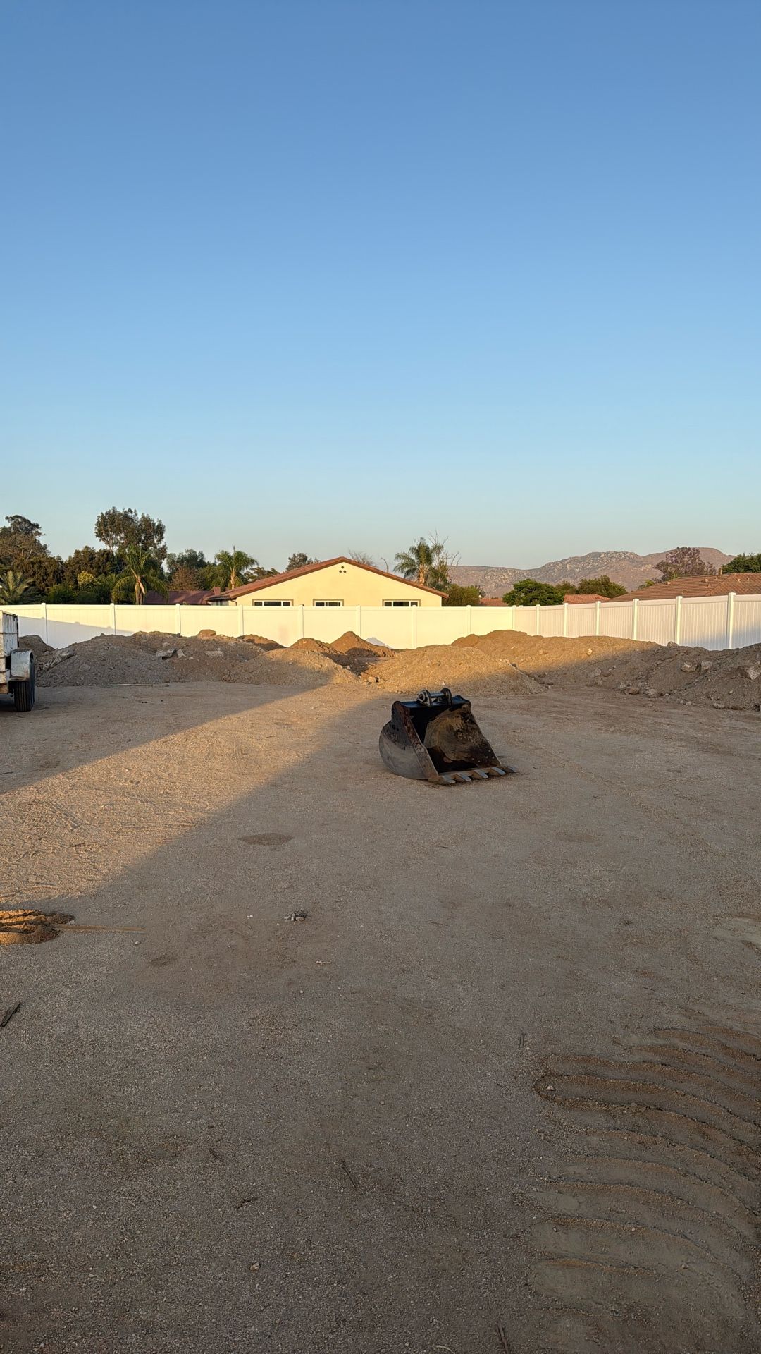 Free Clean Dirt- About 30 Tons