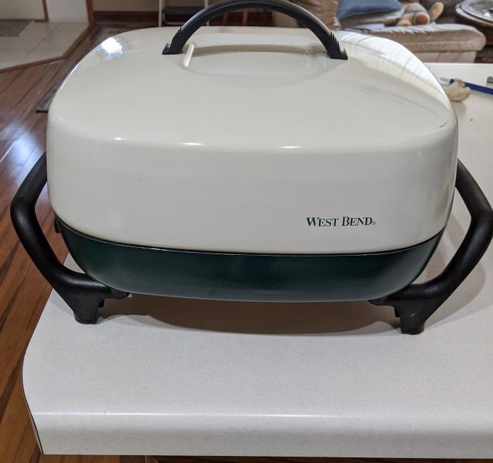 West Bend Slow Cooker