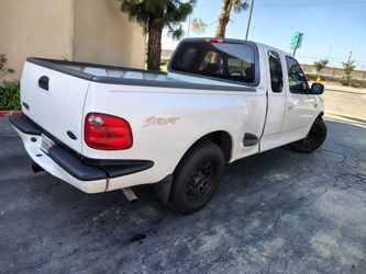 2002 Ford F-150 Triton Flare Side step extended cab short bed