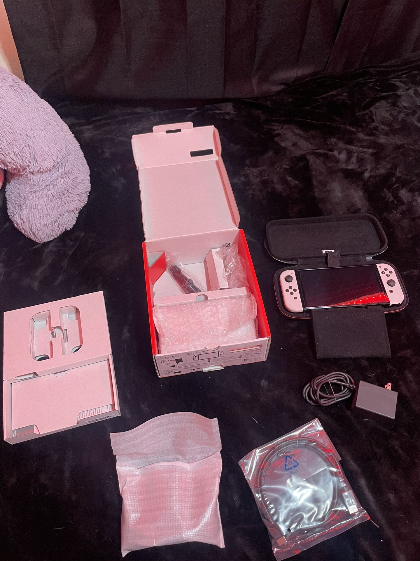 Nintendo Switch - OLED Model with White Joy-Con