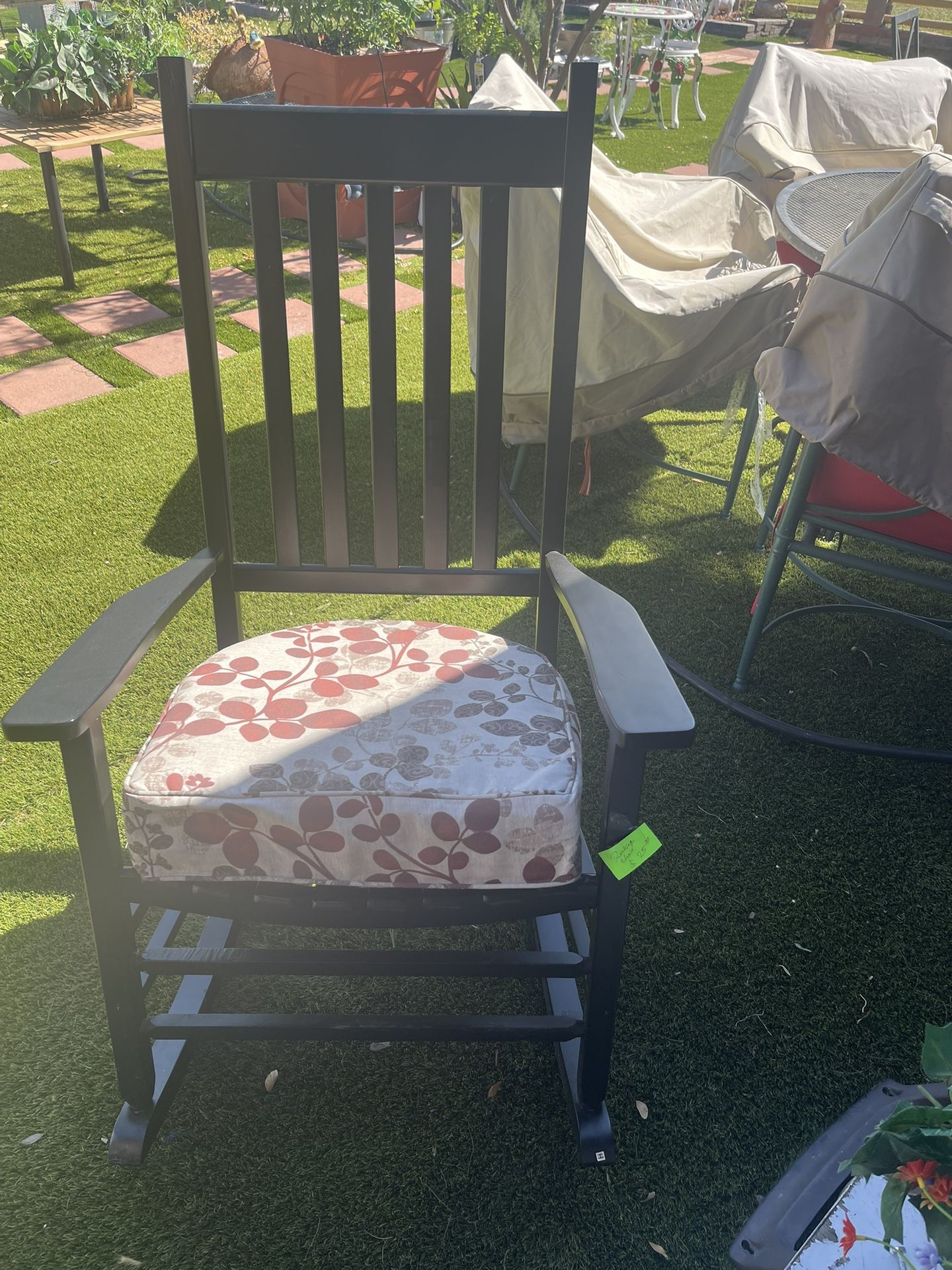  wooden rocking chair used like new 67 Th Ave And Peoria 