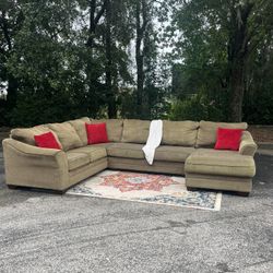 FREE DELIVERY Ashley Furniture U Shape sectional sofa / Couch 