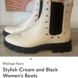 Micheal Kors Boots 