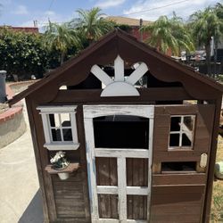 Play House 