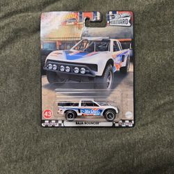 2020 Hot Wheels Boulevard Baja Bouncer