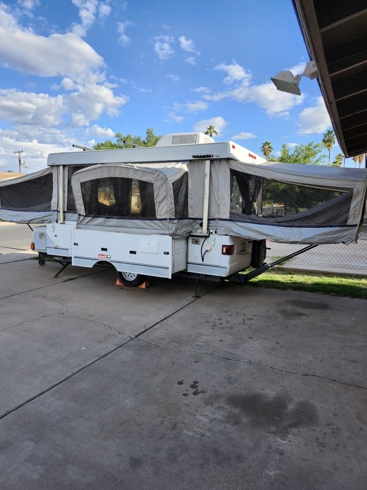 Pop Up Camper