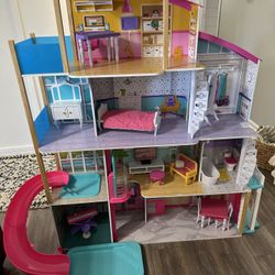 Member’s Mark Beachside Dollhouse