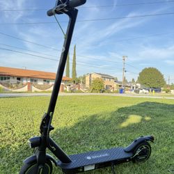 Electric scooter