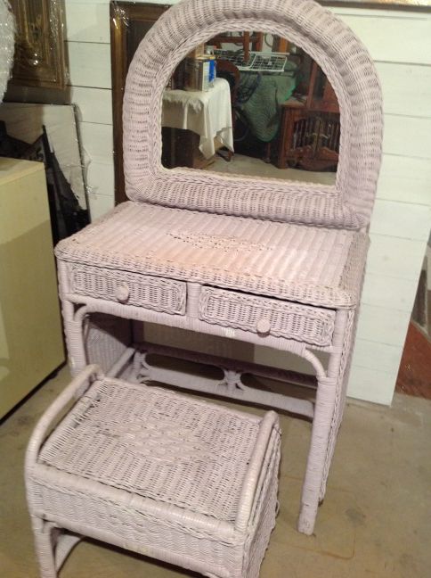 Wicker Vanity Set For Sale In Des Plaines Il Offerup