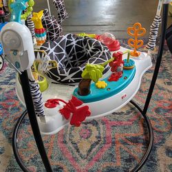 Fisher-Price Activity Center Jumper Jumperoo