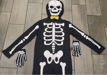 Youth size 11-12 skeleton