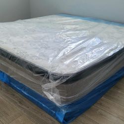 NEW KING PLUSH PILLOW TOP MATTRESS. Bed frame is not available. Take it home same day 👍