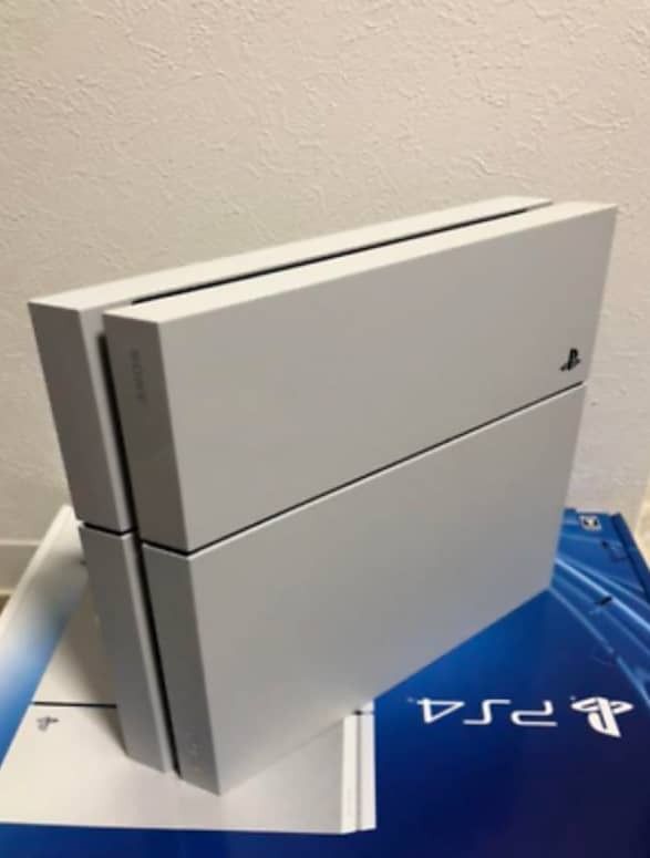 Play Station 4