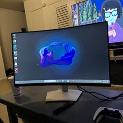 Dell 32 Inch Curved 4k UHD Monitor