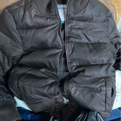 Brown Old Navy Girls Winter Jacket, Very Good Condition, No Pets, No Smok, Size 14-16 $10