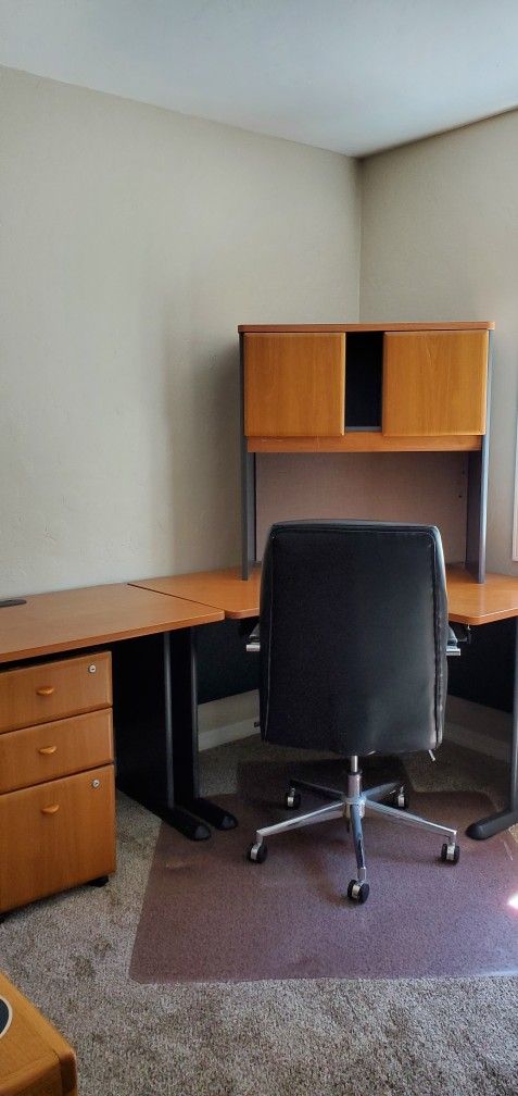 Modular Office Furniture