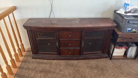 Free Large Wood TV Stand