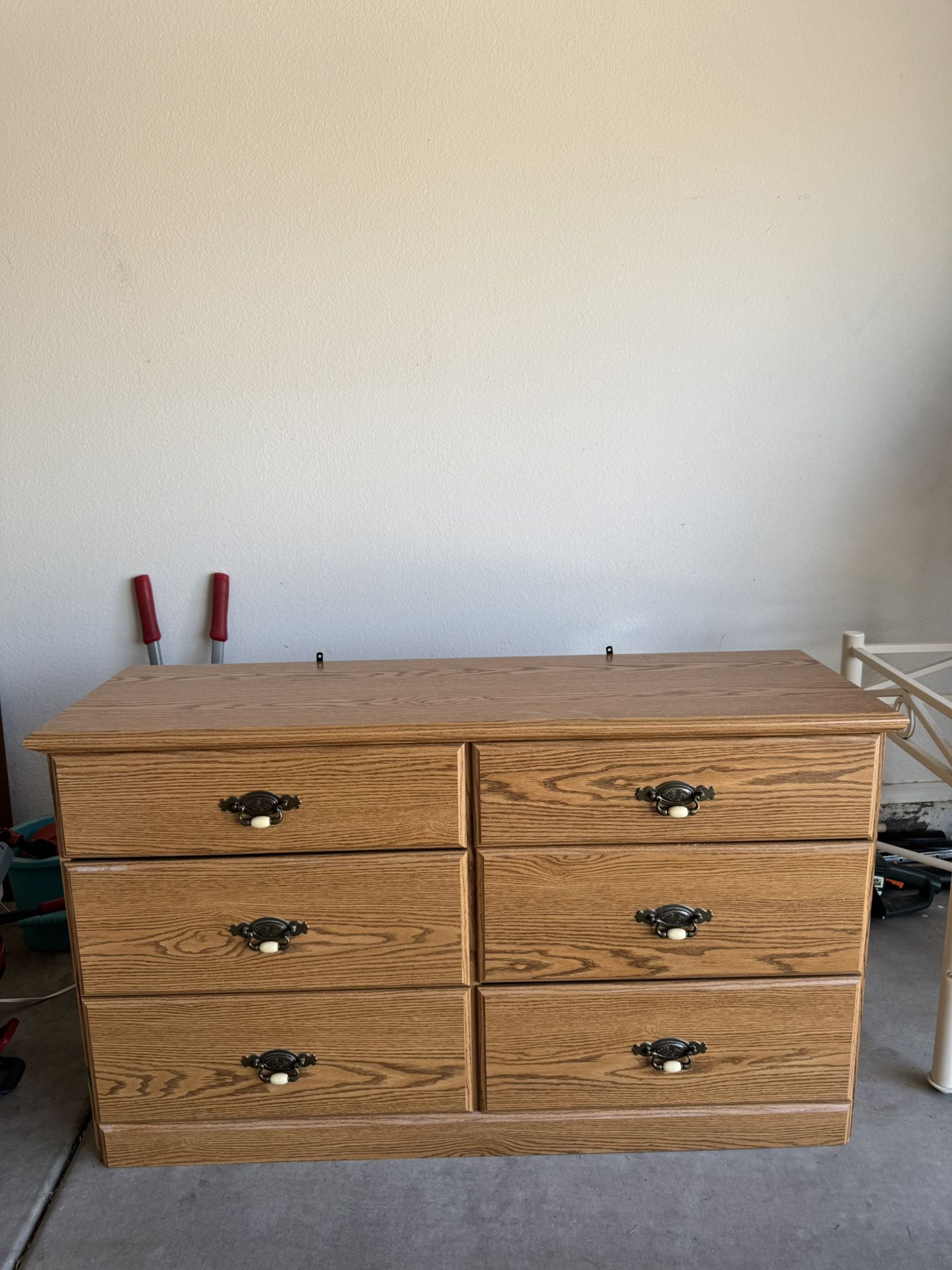 $60- Bedroom Dresser Drawers And matching Mirror
