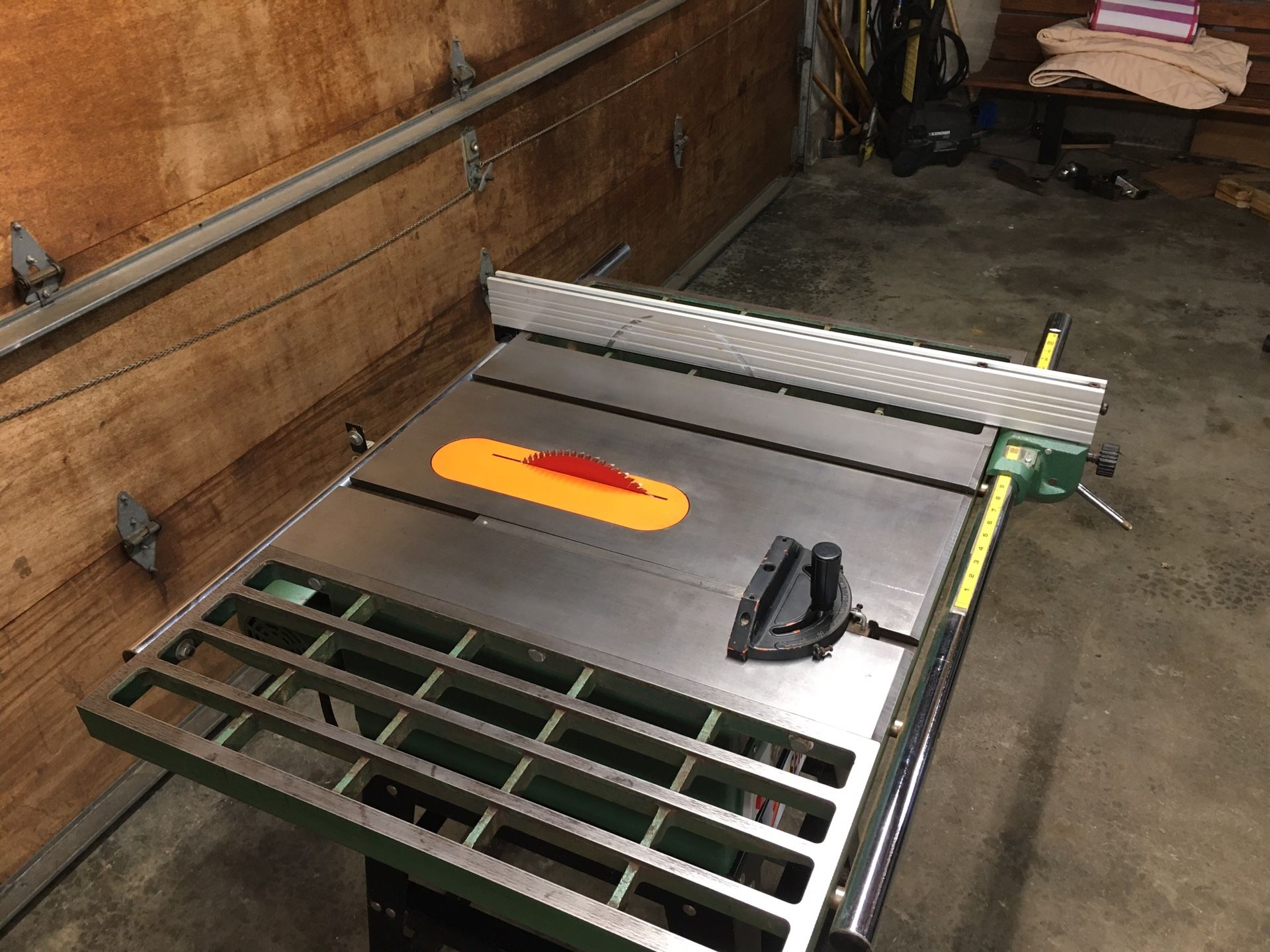 Grizzly G1022Z Contactors Table Saw for Sale in Lake Stevens, WA OfferUp