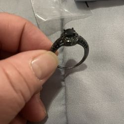 Black size 8 ring cyrstal and brand new
