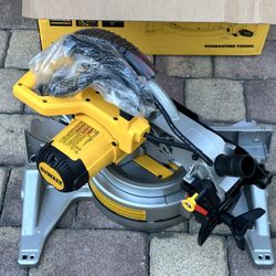 DEWALT 15 Amp Corded 10 in. Compound Single Bevel Miter Saw 