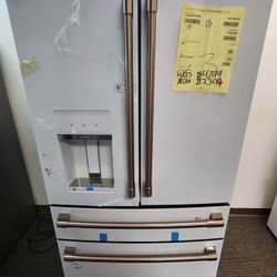 Cafe 22.3 cu. ft. Smart Four-Door French Door Refrigerator in Matte White, Counter Depth