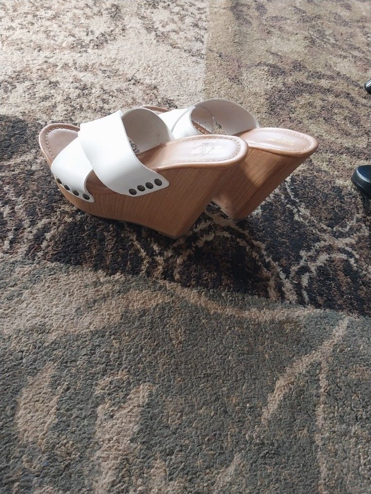 White Wedges Size 6