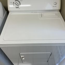 GE Hot point Washer & Dryer