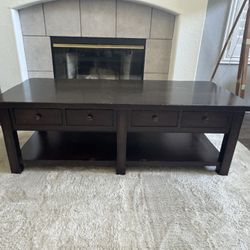 Pottery Barn Coffee Table 
