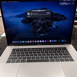 MacBook Pro Touchbar 15 Inch