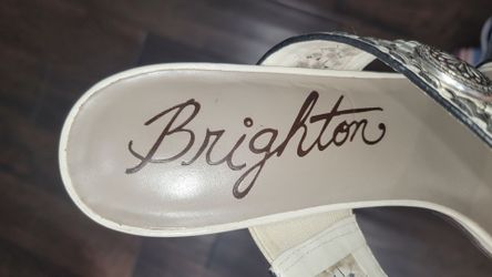 Brighton TAILOR Band Sandals Off White Cream Leather Sz 10M  MSRP $215 excellent condition Price is firm Cash only