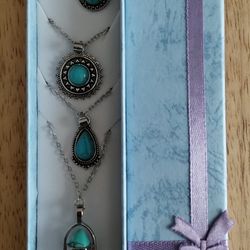 4pcs Turquoise Charm Layered Necklace $12