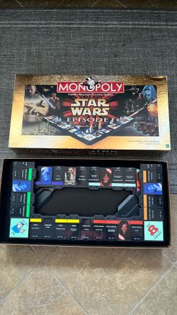 Monopoly Star Wars 3-D game board  by Parker Bros. like new  $55