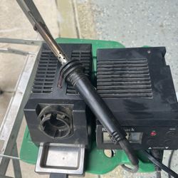 Soldering Station With Heat Gun