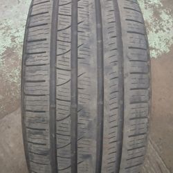 285/45R20 Pirell Run Flat Tire (1)