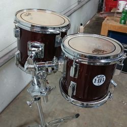 8" And 10" Tom's With Stand