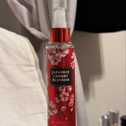 Japanese Cherry Blossom•Diamond Shimmer Mist•brand New Never Opened