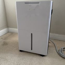 AIUSEVO Portable Dehumidifier – Digital Humidity Control – NEW