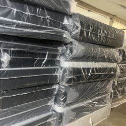  Colchones En Venta Mattresses   For Sale  $ 170 