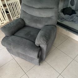 RECLINE CONFORT   CHAIR 