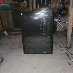 Ewave Mini Fridge