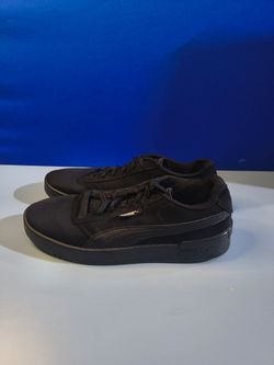 Puma Classic Buck Low Mens Casual Trainer Shoes All Black (Size 11)