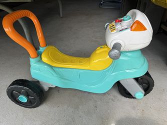 Keiki Vtech 3-in-1 Step & Roll Motorbike