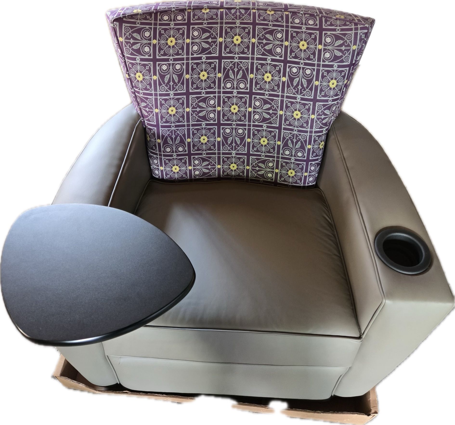 Fairfield Payton Lounge Chairs set of two BRAND NEW 300 Ea