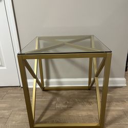 End table