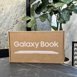 16” Samsung Galaxy Book3 Pro 360 3k Amoled i7 16gb 1Tb