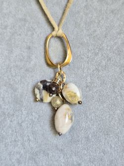 Vintage Studio Barse Goldtone Cream and Black Polished Freeform Agate and Tiger's Eye Gemstone Pendant Necklace 