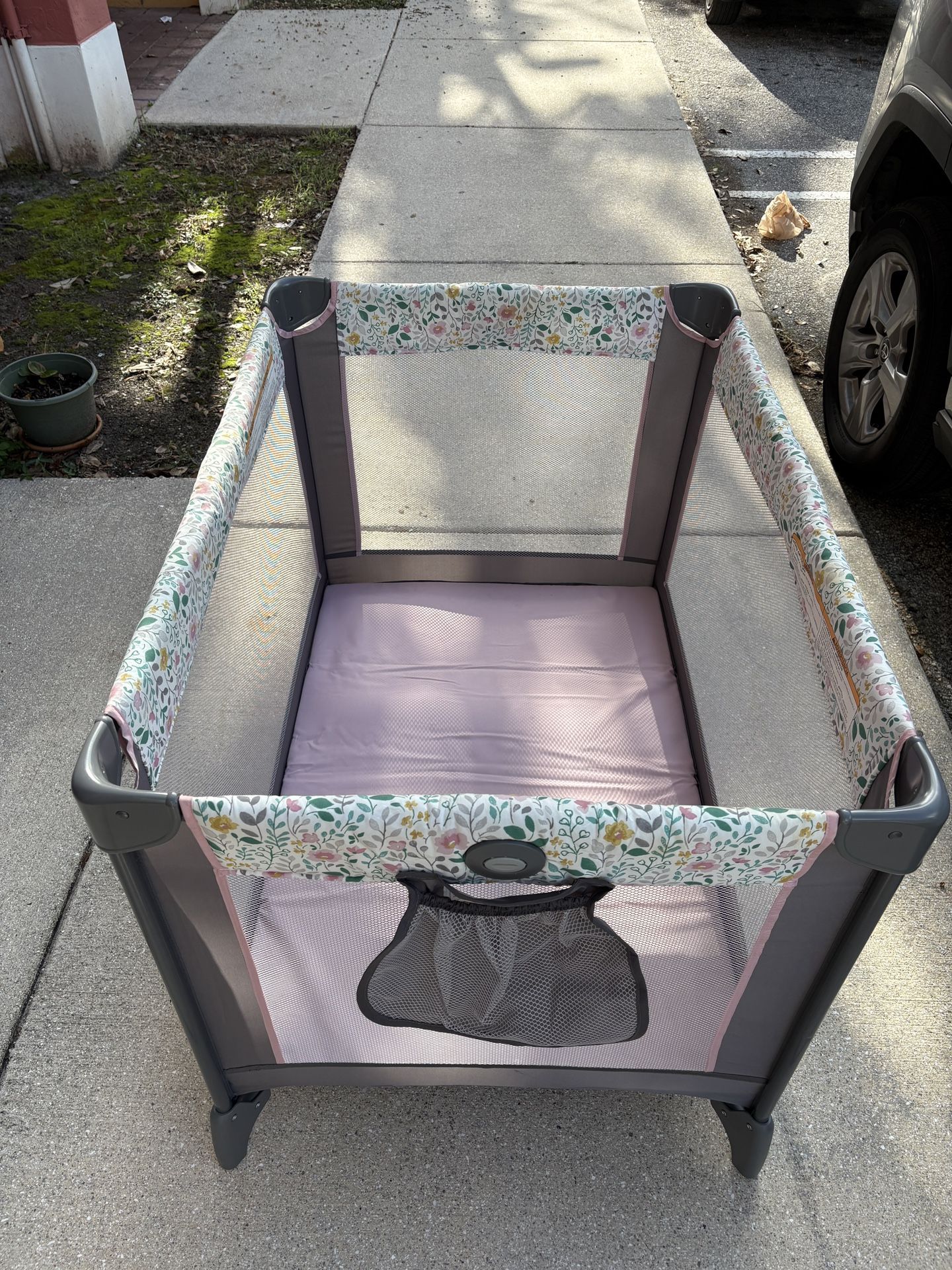 Graco Pack 'n Play Portable Playard